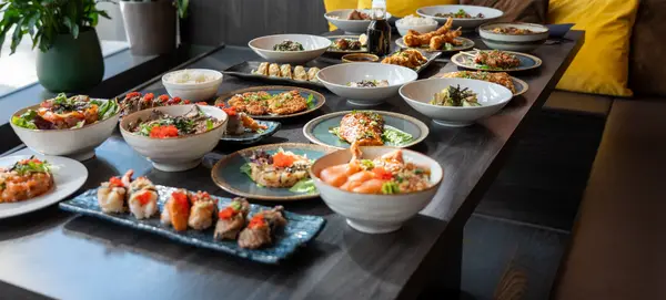 Platos de la sesión de fotos con el maestro de sushi Robin E.J. Ong en Mikôto Stuttgart